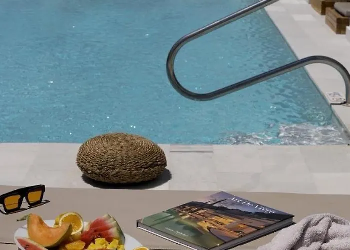 Seashell - Luxury Pool Retreat - 150m فيلة *